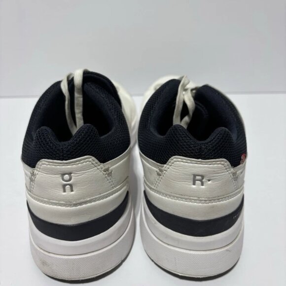 On Men’s The Roger Advantage Sneakers White, Size 10.5 M main image 4